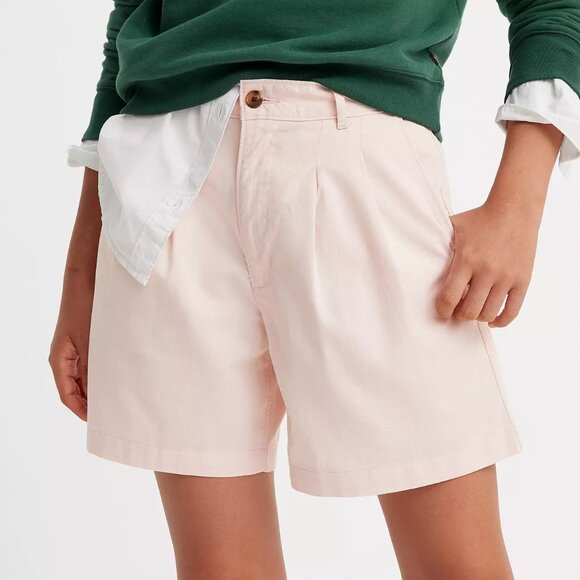 Like new! Levis' Premium Pleated Trouser High Waist Shorts in Pale Pink Size 27 - Picture 1 of 13